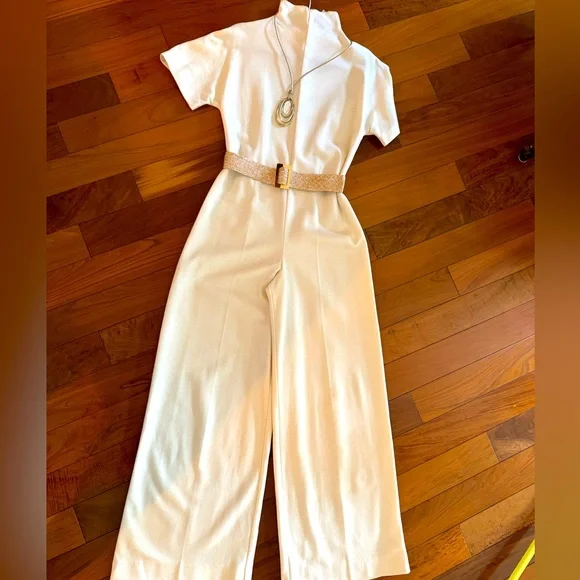 Elegant Cream Jumpsuit by ZARA - Picture 1 of 16